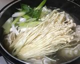 冬は節約鍋であったまろ！ぽかぽか餃子鍋作り方3写真