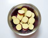 鶏と薩摩芋で＊パインジュースの炒め煮作り方2写真