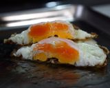 目玉焼きでポークたまごおにぎり作り方1写真