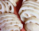 簡単な蓮根の間にチーズを挟んで豚肉包み作り方1写真