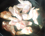 生姜たっぷり☆骨つき鶏と大根の酒粕煮込み作り方2写真