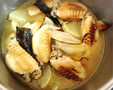 生姜たっぷり☆骨つき鶏と大根の酒粕煮込み作り方5写真