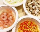 簡単!!炊飯器で海老ピラフ作り方1写真