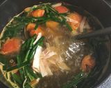 切って入れるだけニラとトマトのかきたま汁作り方4写真