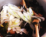 簡単1品！ワカメと薩摩揚のゴマ油炒め作り方4写真
