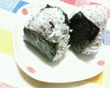 ♡たっぷりしらすとゆかりの♥おにぎり♡作り方2写真