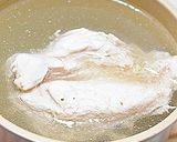 鶏むね肉のツナ風♪作り方1写真