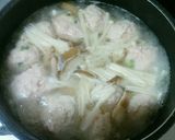 鶏とキノコのＷだし！鶏つみれ汁☆作り方4写真
