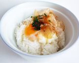 電子レンジで簡単　温泉玉子とかつお節丼作り方2写真
