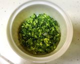 離乳食初期　レンジで簡単ブロッコリー作り方2写真