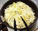 市販の焼き豚で♪もやしとささっと簡単炒め作り方2写真