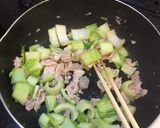 チンゲンサイとレタスと豚肉の炒め物作り方3写真