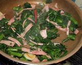 春菊とベーコンの中華ペペロンチーノ炒め作り方3写真