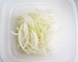 生たまねぎの胡麻＆胡麻油和えサラダ作り方2写真