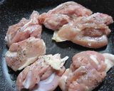 鶏とじゃがいもの炒め物作り方4写真