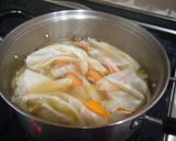 野菜&きのこ&餃子皮の満腹スープ◎簡単作り方5写真