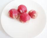 プチトマトと生ハムの餃子皮包み揚げ作り方1写真