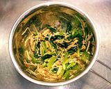 レンジで小松菜とエノキダケの梅肉小鉢作り方7写真