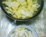 白菜と油揚げと豆腐のお味噌汁☆作り方1写真