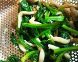 お弁当に♪ほうれん草としめじのマヨお浸し作り方4写真