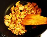 マヨ卵チャーハン♡豚肉の甘辛炒めのせ♡作り方4写真