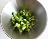 きゅうりとクリームチーズのペッパー和え作り方1写真
