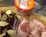 さつまいもと鶏肉のマーマレード煮作り方1写真