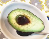 アボカド半分に切るだけ前菜その1♪作り方2写真