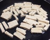 セロリと豆腐の炒め物作り方1写真