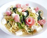 ほうれん草と生ハムとクリームチーズパスタ作り方4写真