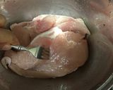 簡単!鶏ハム。塩のみの味付けです。作り方1写真