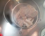 牛すじ大根。ネギ風味作り方1写真