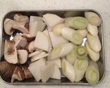 簡単で本格的☆ごま油香る うどん鍋作り方2写真
