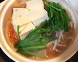 豆腐、ニラ、もやしのかんたん小鍋作り方2写真