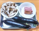 ごろごろベーコンのトマトソースパスタ作り方1写真