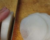大根と油揚げの味噌汁作り方1写真