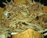 お肉に塩こしょうをしてすき焼き作り方1写真