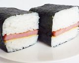 缶で型取り ハワイアンスパムおむすび作り方10写真
