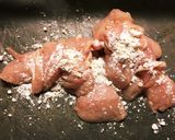 簡単!海老チリ風・鶏むね肉作り方1写真