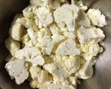 カリフラワーのアンチョビレモンソース炒め作り方1写真