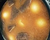 味噌仕立ての牛スジとコンニャク、味玉添え作り方4写真
