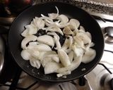 骨つき鳥もも肉とキャベツのトマト煮作り方1写真