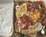 ☆野菜炒めと目玉焼きのトーストサンド☆作り方8写真