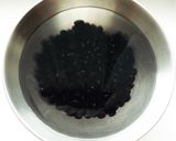 アントシアニンたっぷり煮汁を使った黒豆粥作り方1写真