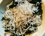簡単1品!しらすとわかめのポン酢和え物作り方2写真