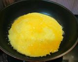 薄焼き卵で☆たまごおにぎり☆そぼろ入り～作り方5写真