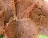 チキンカツ(パセリ・粉チーズ入りパン粉)作り方1写真
