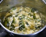 簡単！わかめと卵のお味噌汁作り方1写真