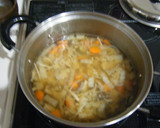簡単☆ぎょうざの皮入り食べるみそ汁作り方2写真