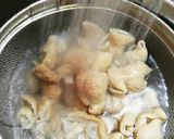 美味し〜♡豚モツと野菜の煮込み♪味噌味作り方3写真